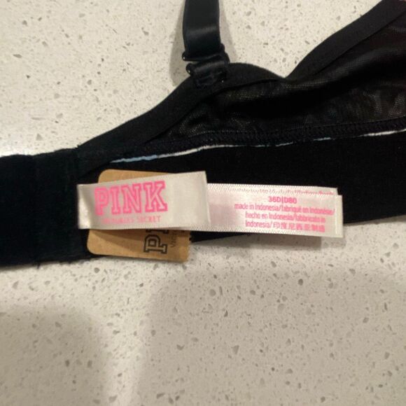 Victoria’s Secret wear everywhere wireless push-up bra, size 36D - Picture 5 of 8